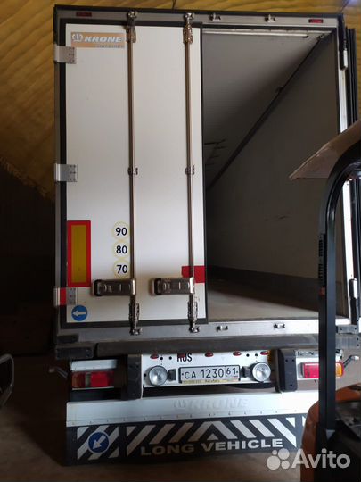 Полуприцеп рефрижератор Krone SD, 2012