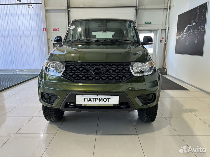 УАЗ Patriot 2.7 МТ, 2024
