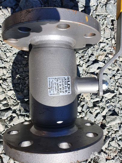 Задвижки новые