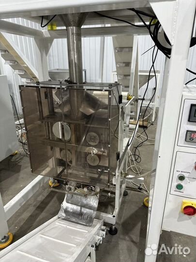 Фасовочный станок рт с Мультиголовой Рифл 2,5 л