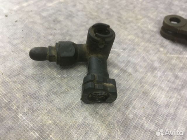 Штуцер прокачки сцепления Клапан Astra h Астра Н G