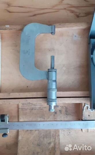 Измерительный инструмент СССР в деревянном кейсе