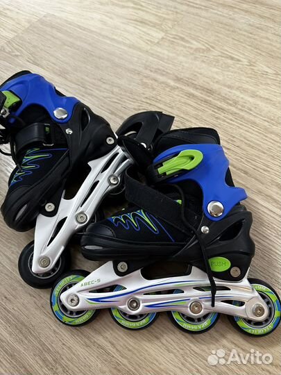 Роликовые коньки детские раздвижные