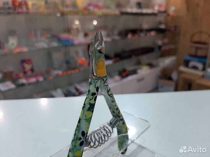 Кусачки щипчики для маникюра