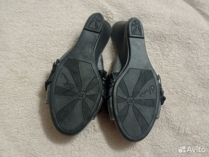 Шлепки женские 37 размер