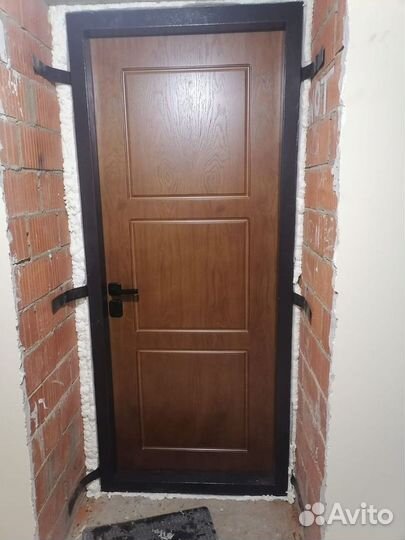 Входная дверь