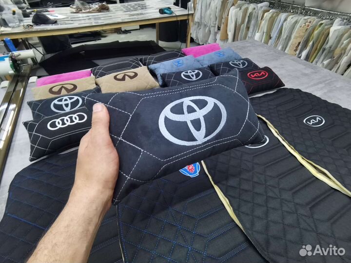 Подушки на подголовники