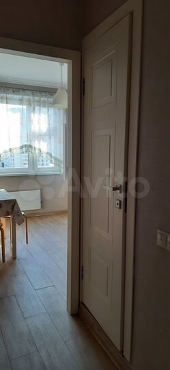 2-к. квартира, 55 м², 10/17 эт.