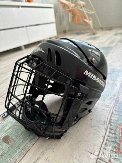 Шлем хоккейный детский
