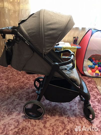 Прогулочная коляска Corella Bravo