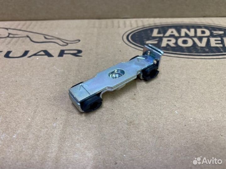 Зажим трубопровода топливной форсунки Land Rover