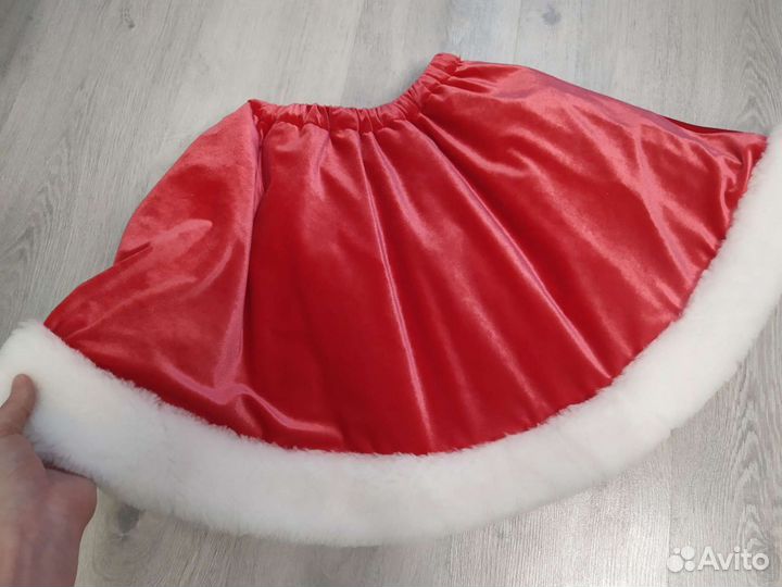 Новогодний костюм внучки Санты