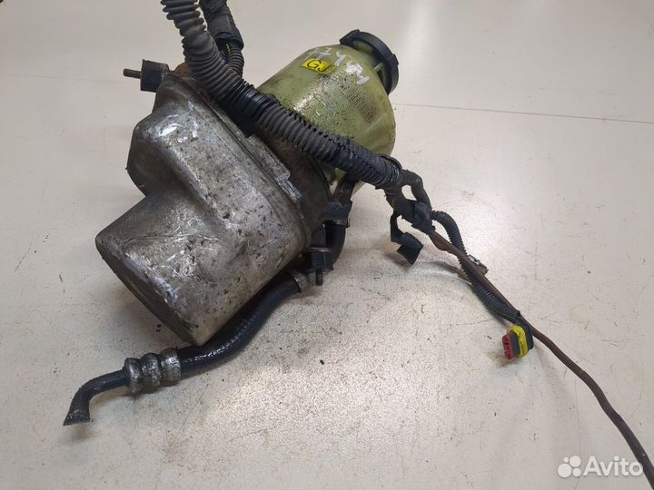 Насос усилителя руля Chevrolet Orlando, 2011