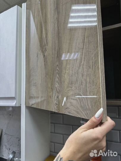 Кухня с пеналами в наличии