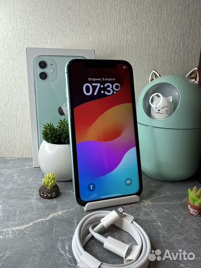 iPhone 11, 64 ГБ