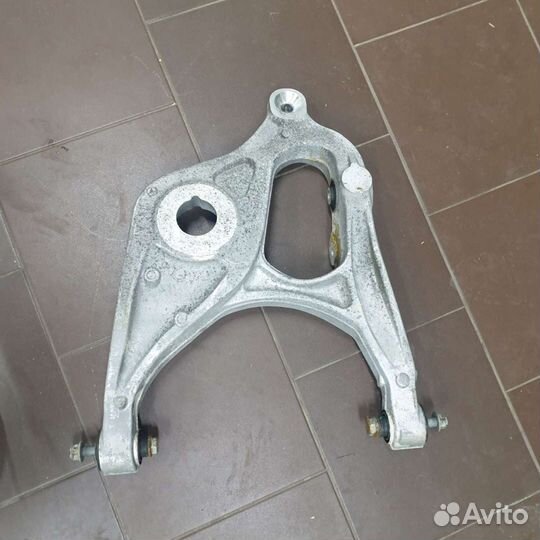 W166 Mercedes GLS рычаг поперечный задний левый GL