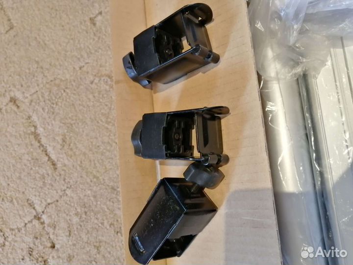 Багажник для сноуборда thule