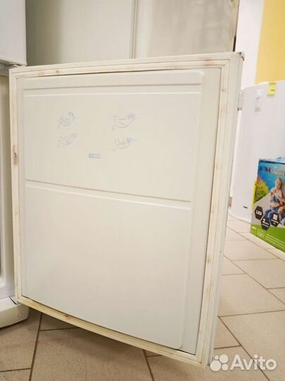 Холодильник Indesit SB1670/028