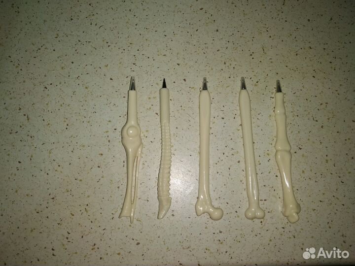 Ручка в виде кости