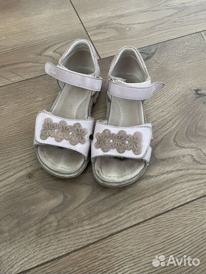 Босоножки kapika