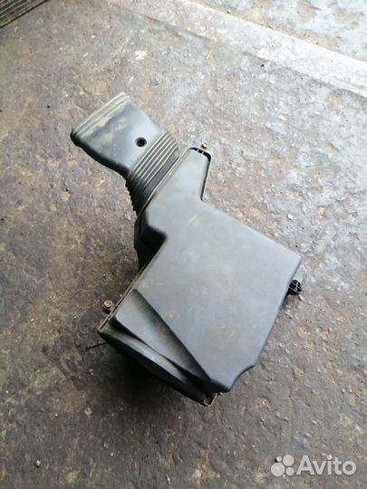 Корпус воздушного фильтра Ford Focus 2, 1.8 qqdb