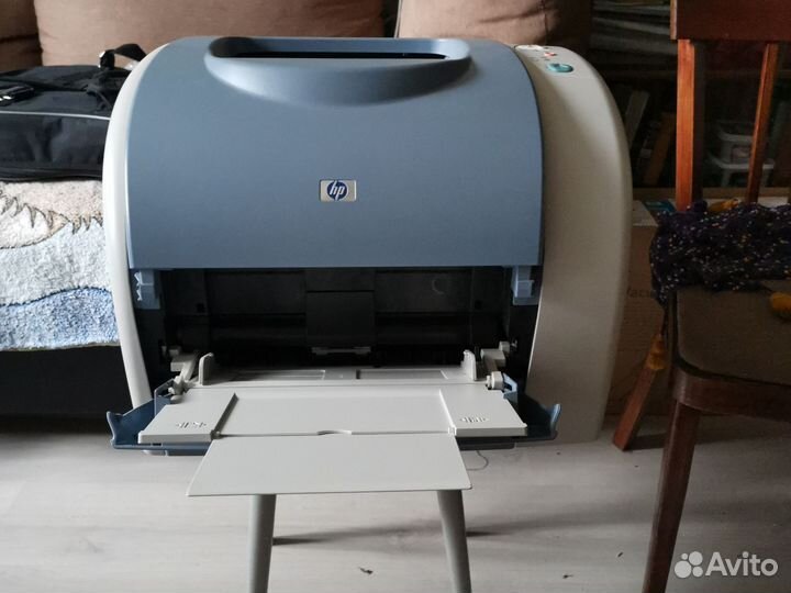 Цветной лазерный принтер HP color laserjet 1500