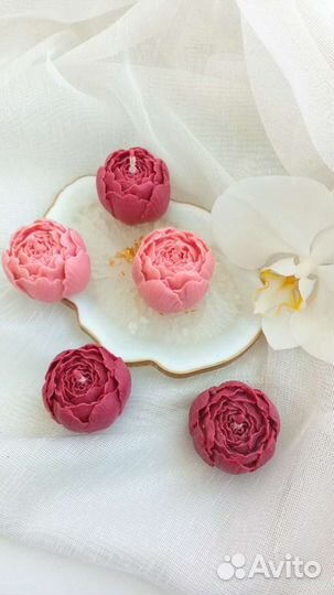 Свеча из натурального воска и вощины