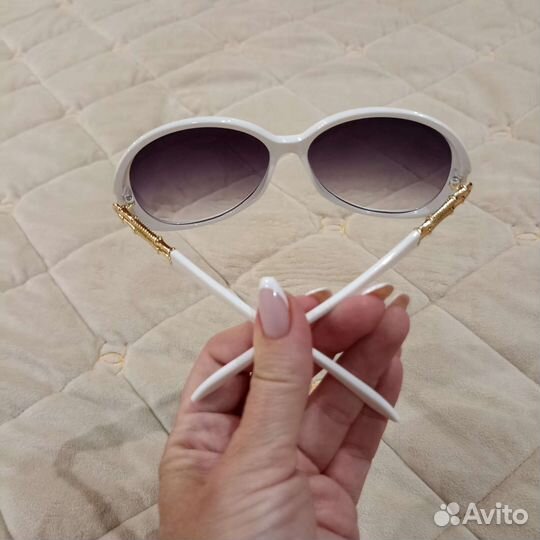 Солнцезащитные очки женские