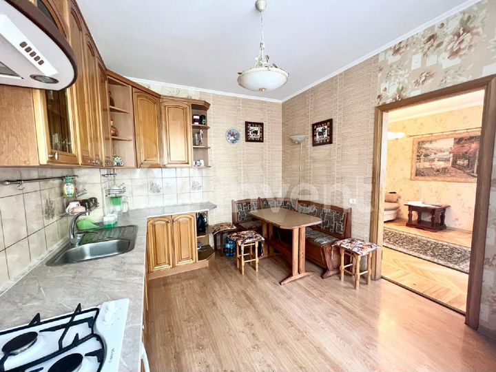 4-к. квартира, 102,7 м², 4/5 эт.