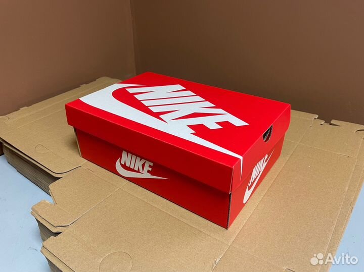 Коробки из под обуви Nike