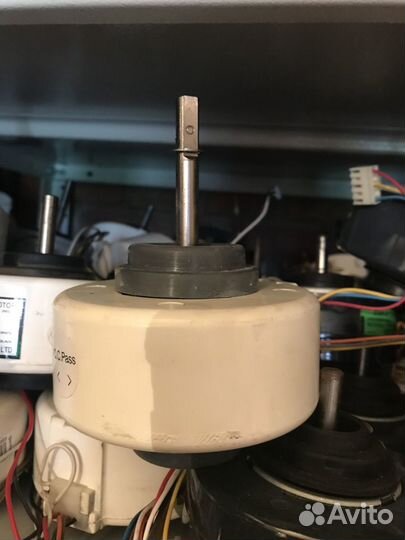 Двигатель внутреннего блока DB31-00033A