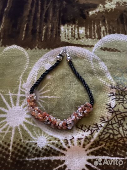 Украшения на шею