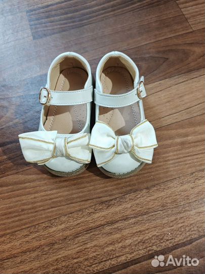 Туфли для девочки 22 23 размер