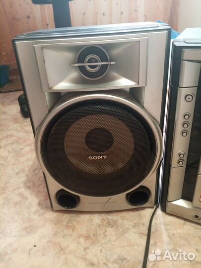 Музыкальный центр sony
