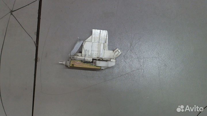 Замок двери Ford Mondeo 2, 1998