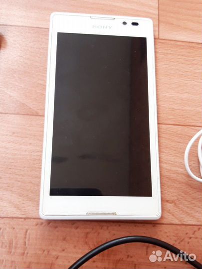 Sony Xperia C, 4 ГБ