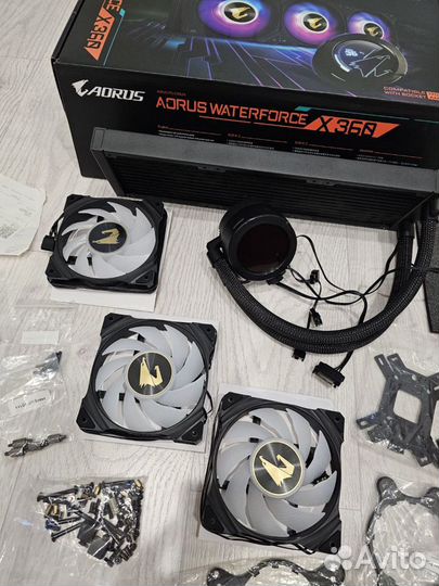 Сжо Aorus Waterforce X360 (Фото, Видео, GIF)