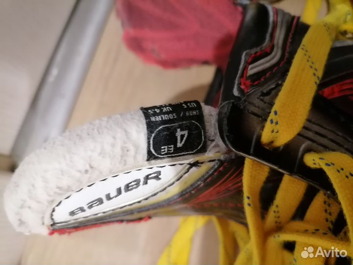 Хоккейные коньки bauer