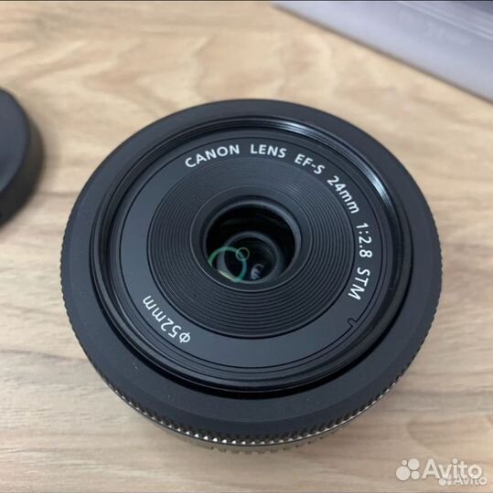 Canon EF S 24MM F2.8 STM