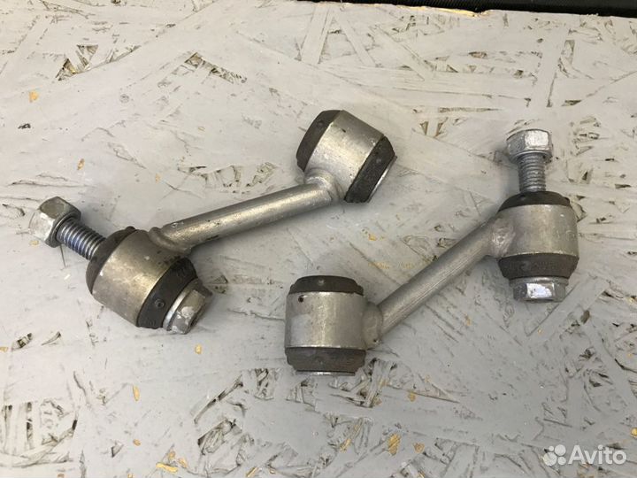 Стойка стабилизатора задняя Mercedes-Benz B-180