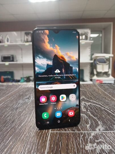 Samsung Galaxy A20, 3/32 ГБ