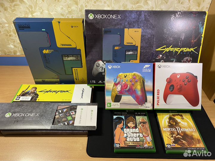 Xbox One X Cyberpunk (Limeted Edition)