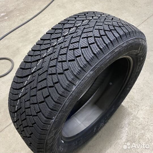 Nokian Tyres Hakkapeliitta R5 SUV 235/65 R17 108R