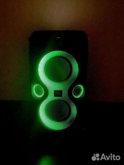 Мощная колонка JBL Partybox на прокат