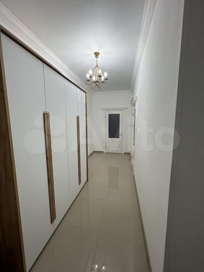 2-к. квартира, 77,2 м², 11/11 эт.