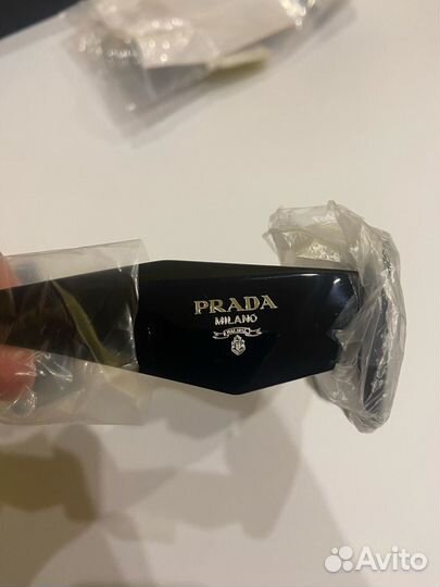 Prada очки