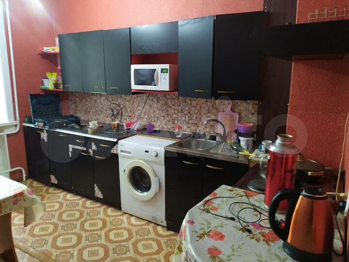 2-к. квартира, 54 м², 2/4 эт.