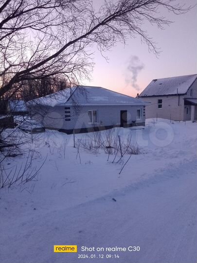 Дом 98 м² на участке 8 сот.