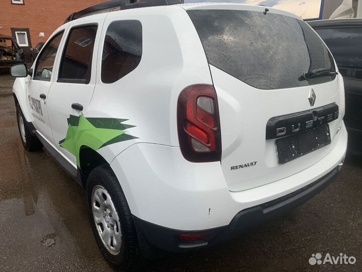 Renault Duster 1.5 МТ, 2017, битый, 172 000 км