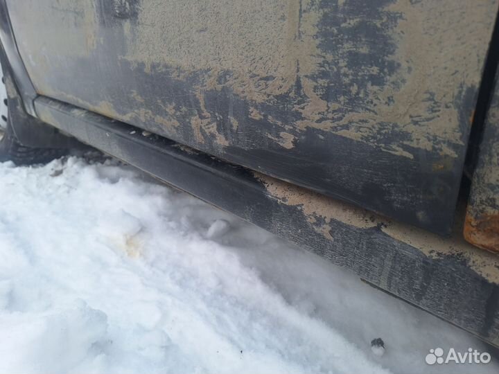 Дверь передняя левая renault logan 1